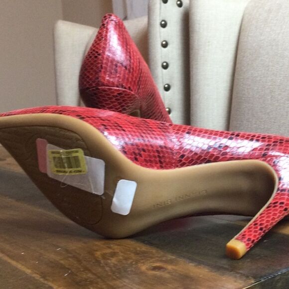 Gianni BINI Snake Skin Pumps/Stilettos - Picture 5 of 6